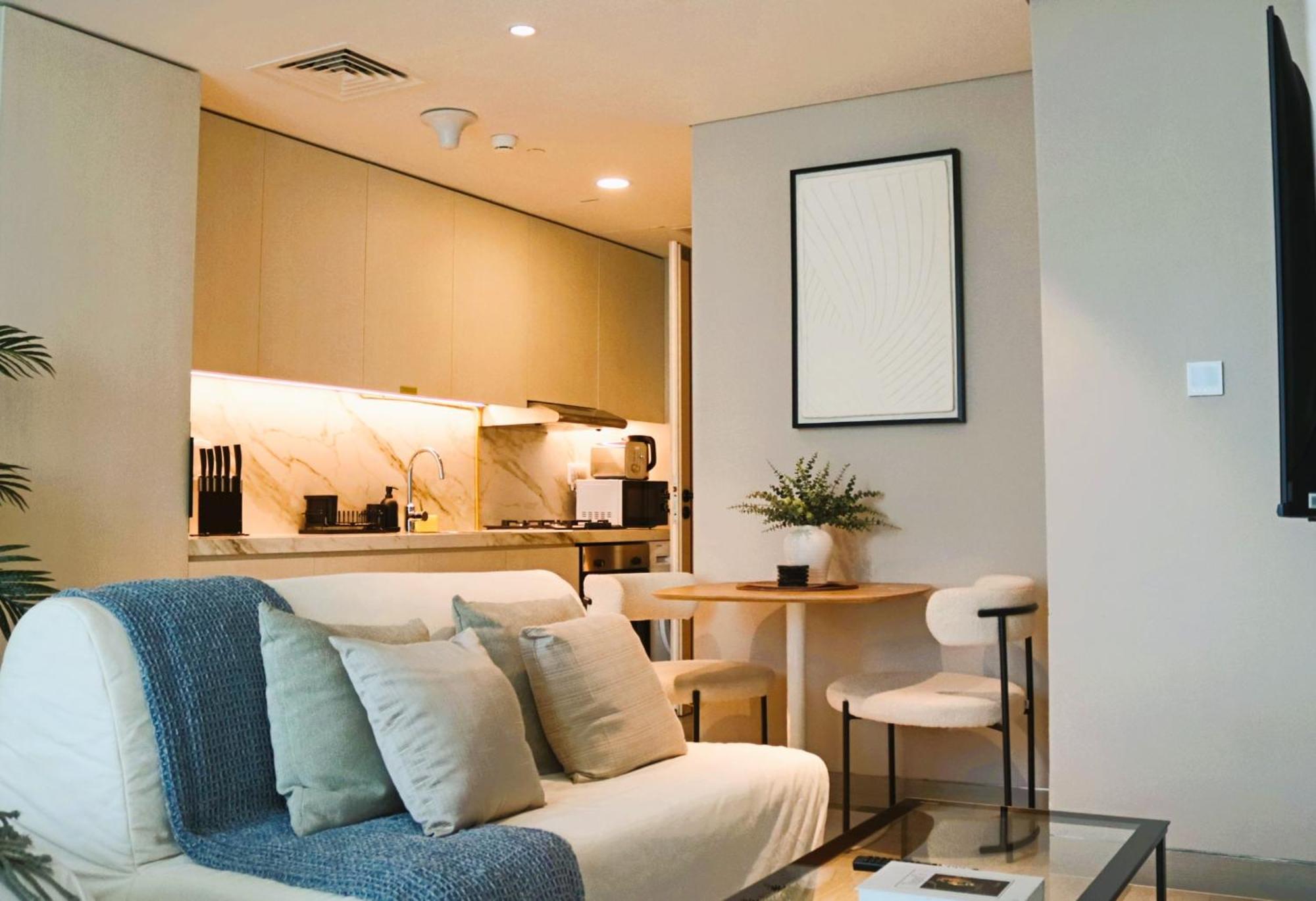 Casa Royale Vacation - Marina Apartment Dubai